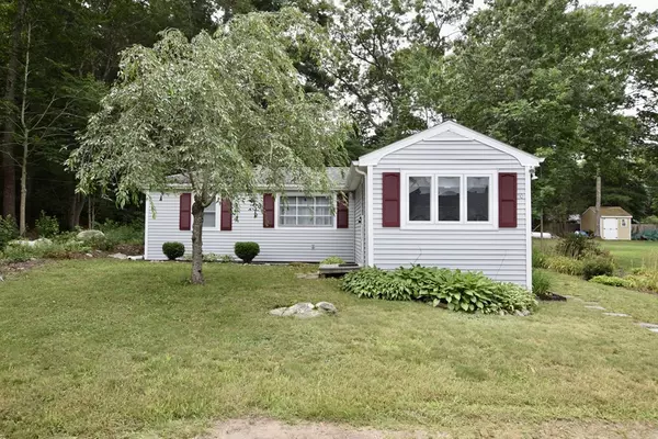 Lakeville, MA 02347,10 Deneise Street