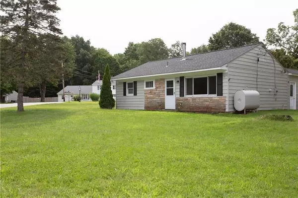 Smithfield, RI 02828,1 Douglas Cir