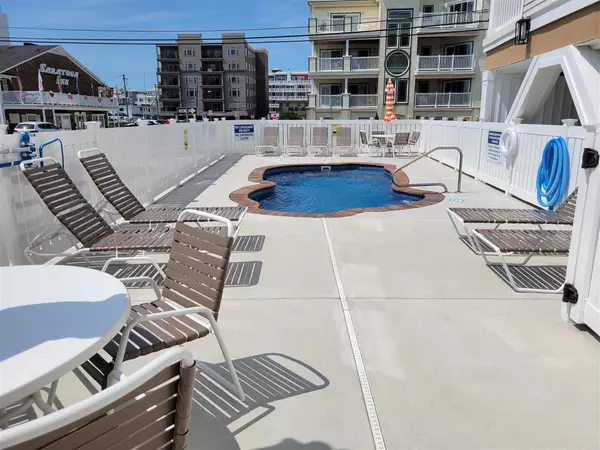 Wildwood Crest, NJ 08260,7400 Ocean Avenue