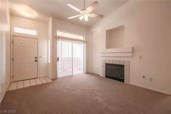 Henderson, NV 89052,700 Carnegie Street #2822