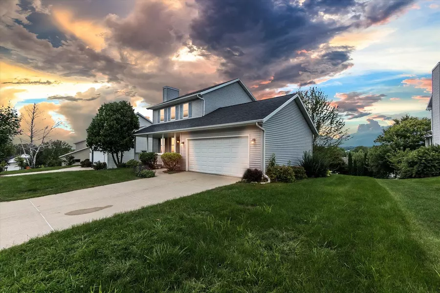 30 Kresteller Cir, Madison, WI 53719