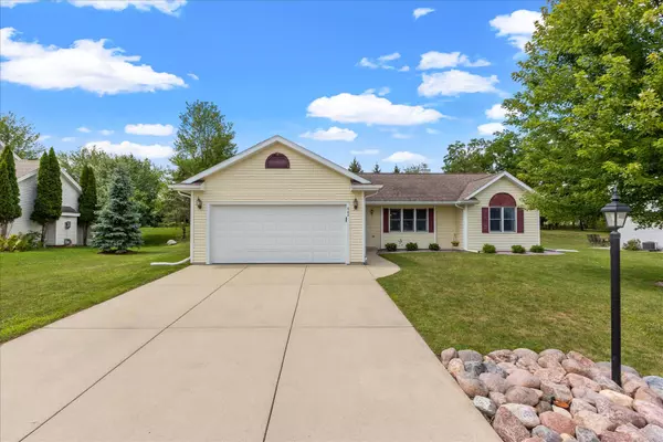 Oconomowoc, WI 53066,962 Hickory Creek Dr