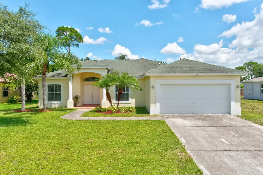 1421 SW Santiago AVE, Port Saint Lucie, FL 34953