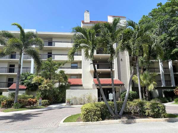 825 Egret 302 CIR 302, Delray Beach, FL 33444