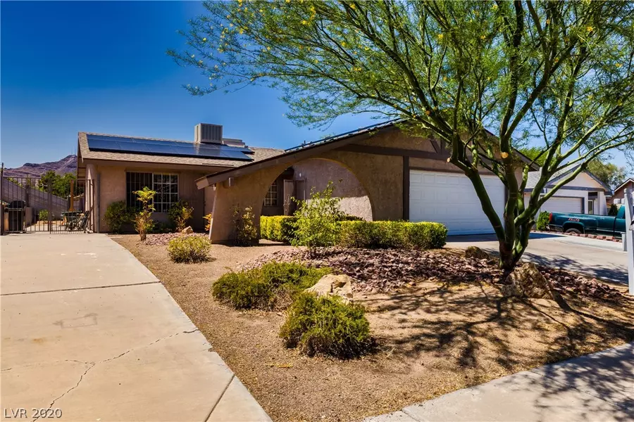 423 Sunburst Drive, Henderson, NV 89002