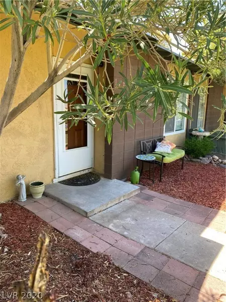 147 Van Wagenen Street, Henderson, NV 89015