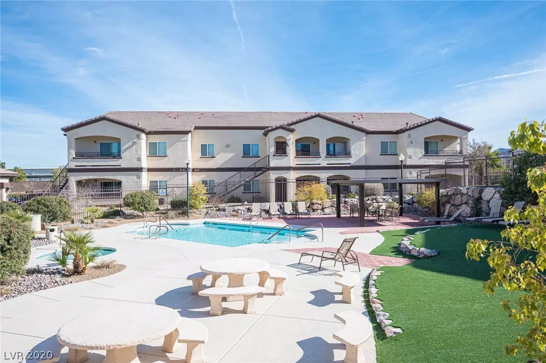 Henderson, NV 89052,2291 W HORIZON RIDGE Parkway #5128