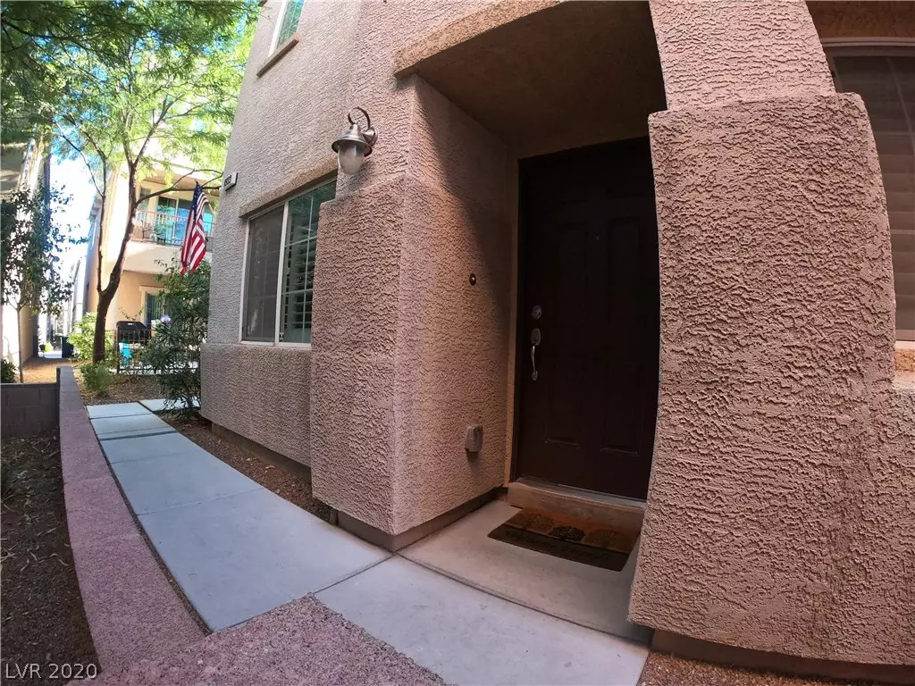 Las Vegas, NV 89149,8933 Gobelin Tapestry Court