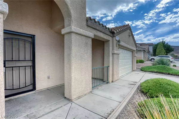 Henderson, NV 89002,177 EMERALD MOUNTAIN Avenue