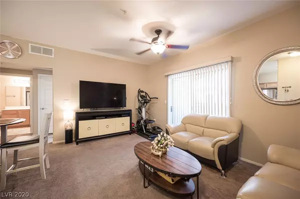 Henderson, NV 89052,2291 W HORIZON RIDGE Parkway #5128