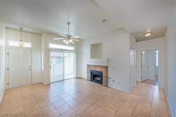 Henderson, NV 89052,700 CARNEGIE Street #2812