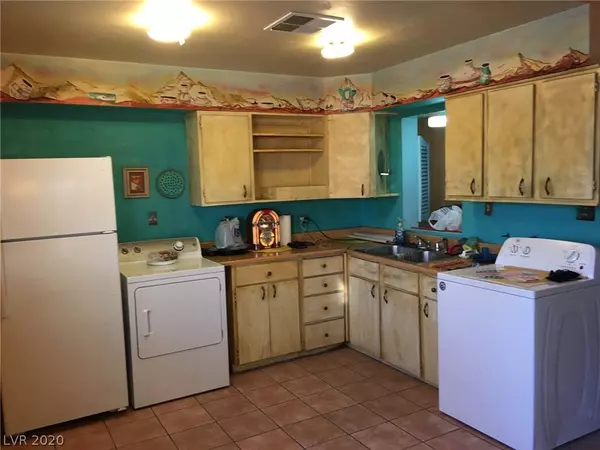 North Las Vegas, NV 89030,1409 Oakwood Avenue