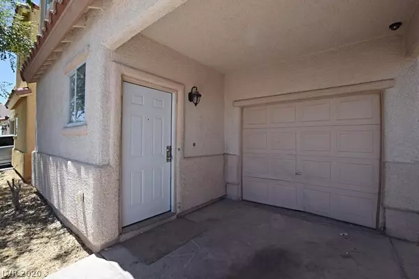 Las Vegas, NV 89115,4013 Flower Patch Street