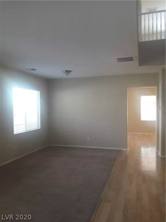 Las Vegas, NV 89115,6150 Glenborough Street