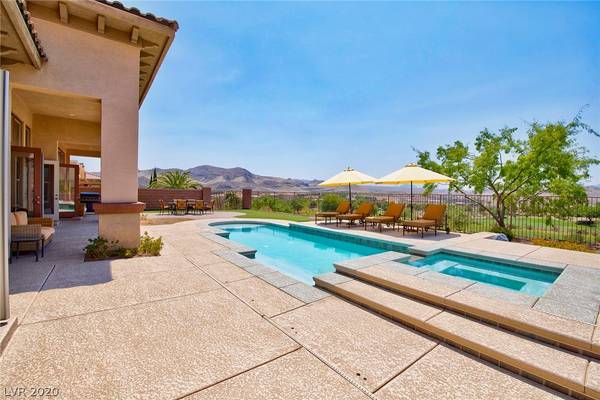 9 Avenida Sorrento, Henderson, NV 89011