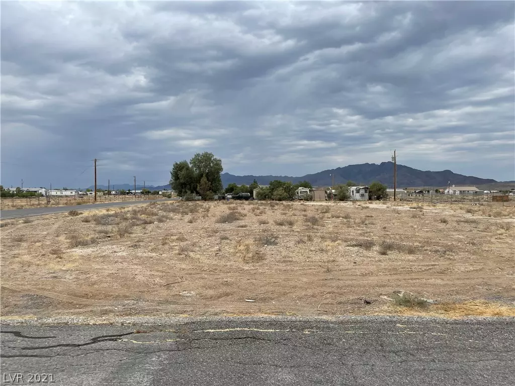 Pahrump, NV 89048,370 S Corbin Street