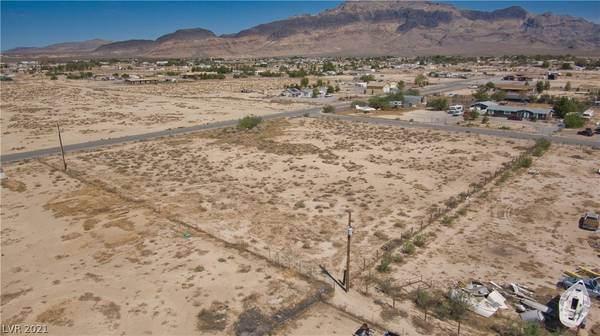 3341 N Woodchips Road, Pahrump, NV 89060