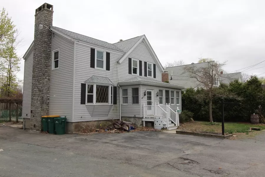 108 Wilson, Norwood, MA 02062