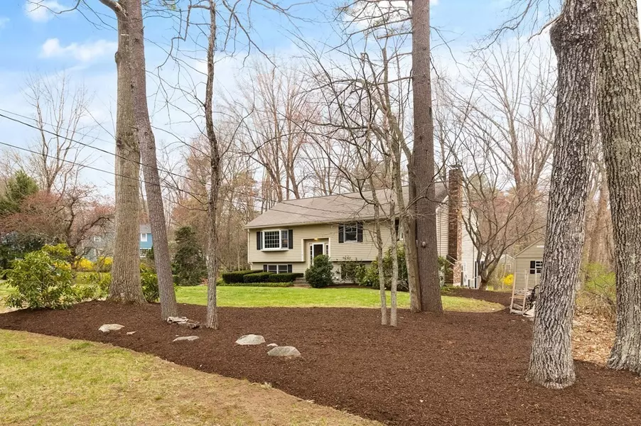 4 Revolutionary Road, Acton, MA 01720