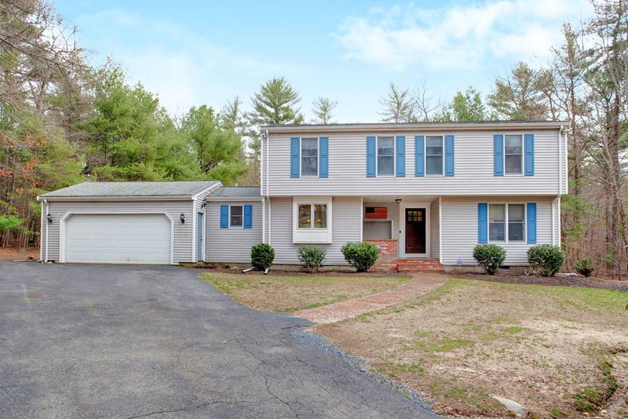 61 Montgomery Street, Lakeville, MA 02347