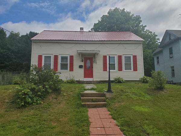 23 Elm St, North Brookfield, MA 01535