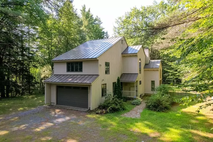 130 River Rd, Claremont, NH 03743