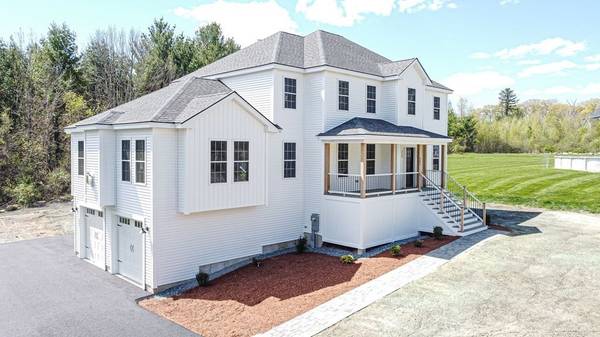 285 Salem Rd, Dracut, MA 01826