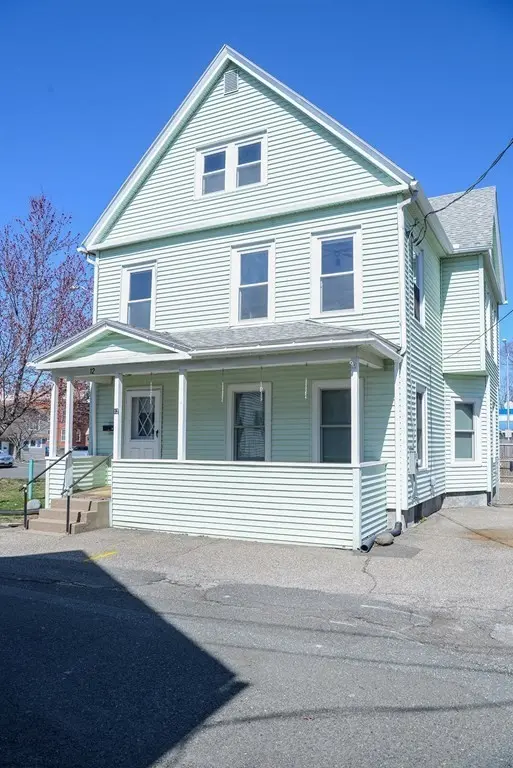 12 Baptist Ave, Chicopee, MA 01013