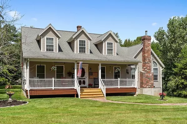 34 Gardner Rd, Ashburnham, MA 01430