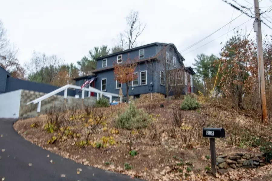 216 Wheelwright Rd, Barre, MA 01005