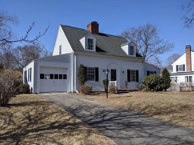 9 Wilde Rd, Wellesley, MA 02481