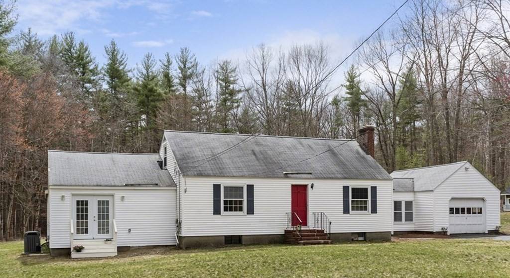 43 Horse Pond Rd, Shirley, MA 01464