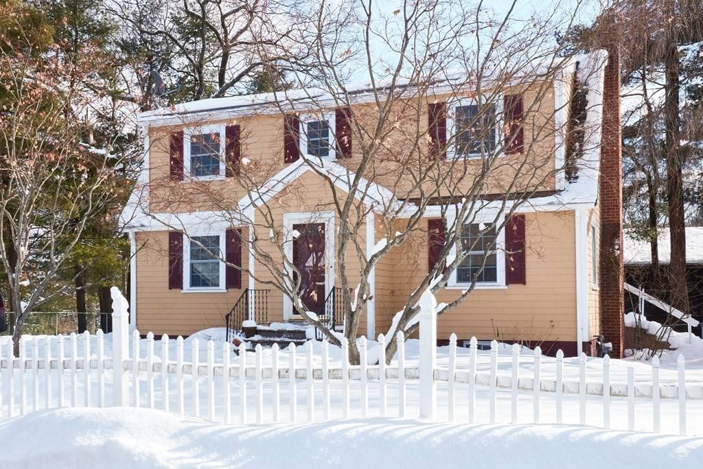 10 Leclair, North Reading, MA 01864