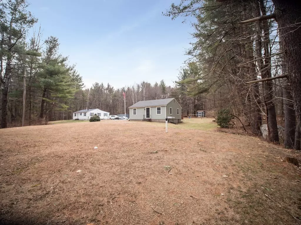 Sterling, MA 01564,296 Princeton Rd