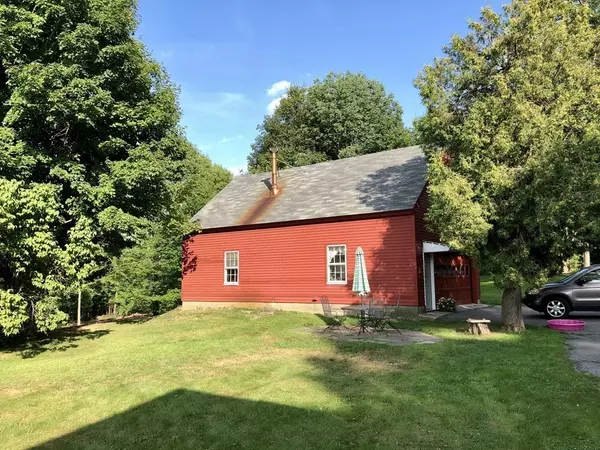 Ashburnham, MA 01430,63 Willard Rd