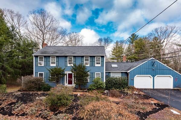 6 Colonial Way,  Plainville,  MA 02762