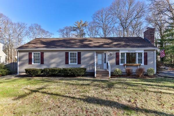 8 Chapaquoit Way, Sandwich, MA 02537