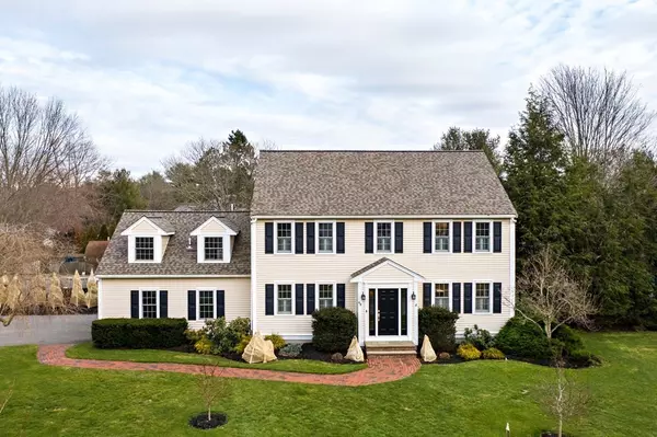 68 Setterland Farm Rd, Hanover, MA 02339