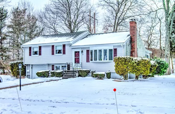 19 Weir Rd, Waltham, MA 02451