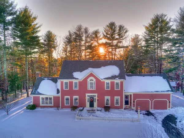 1 Green Ln, Upton, MA 01568