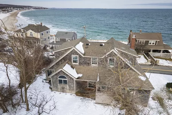 209 Manomet Point Rd, Plymouth, MA 02360