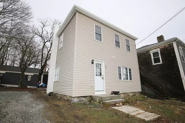 23 Tarkiln Hill Rd, New Bedford, MA 02745