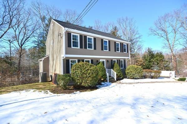 4 Harnden Rd., Foxboro, MA 02035