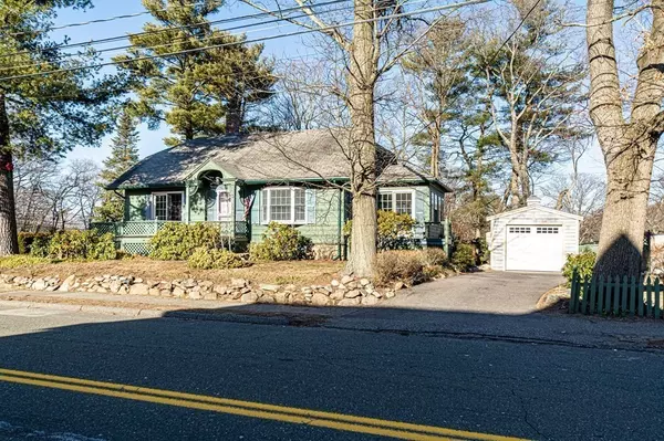 Lynnfield, MA 01940,822 Summer St