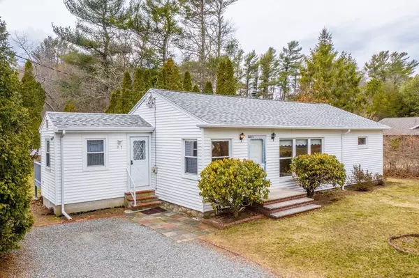 27 Keene Rd, Acushnet, MA 02743