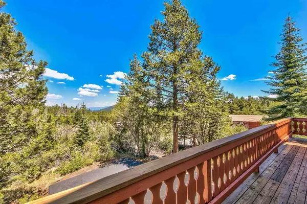 12486 Viking Way, Truckee, CA 96161