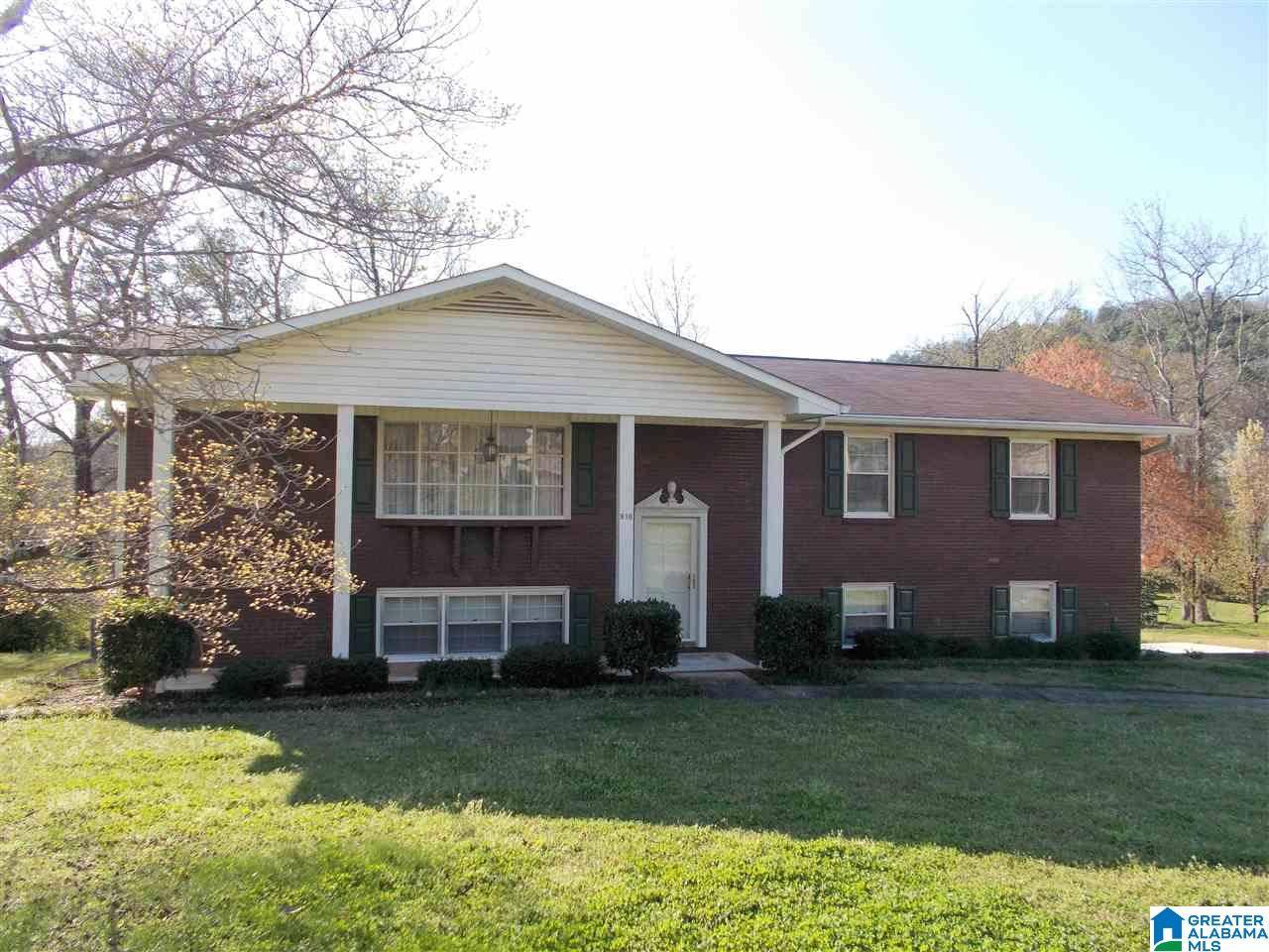916 PINE CLIFF DR, Oxford, AL 36203