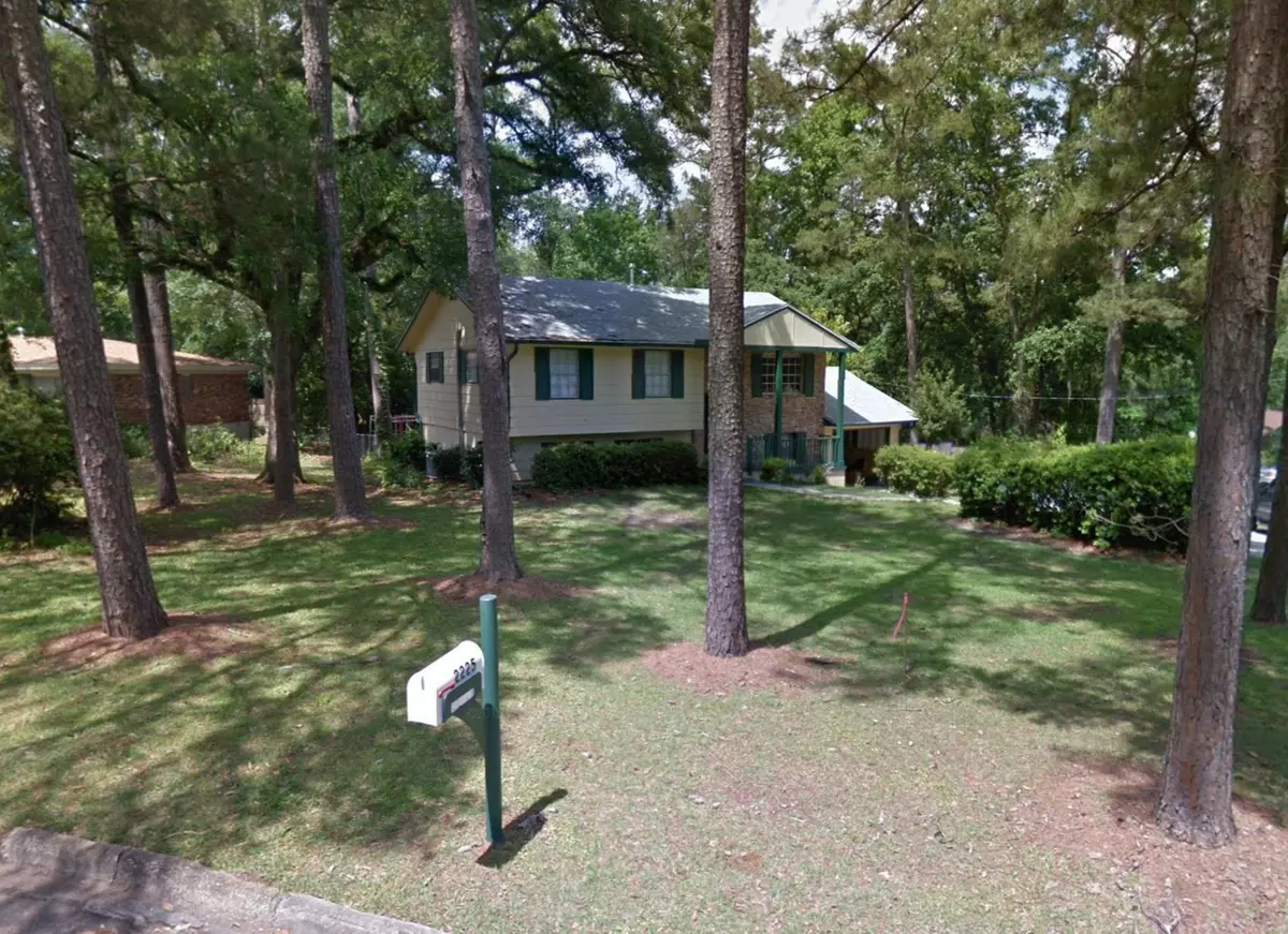 Tallahassee, FL 32303,2225 WOODLAWN Drive