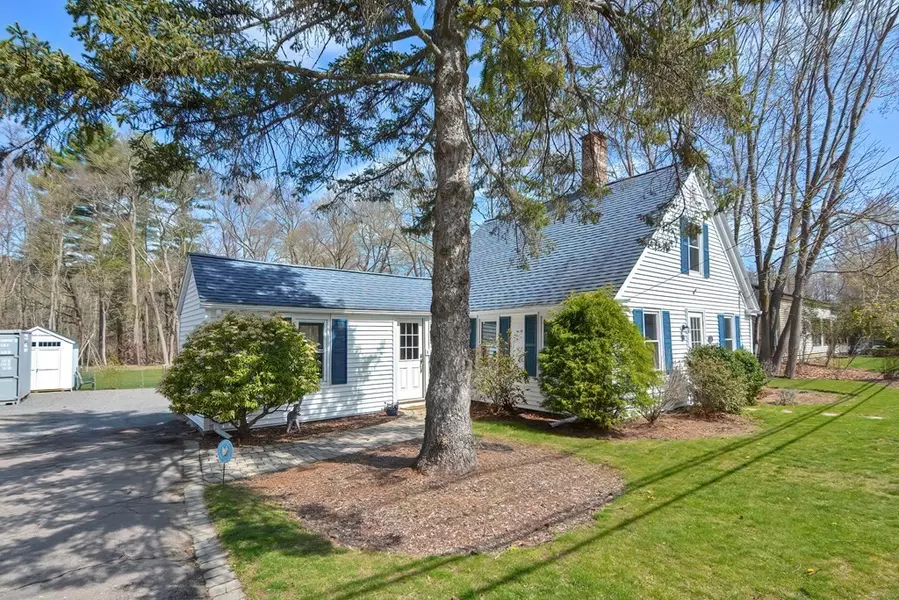 88 E Main St, Norton, MA 02766