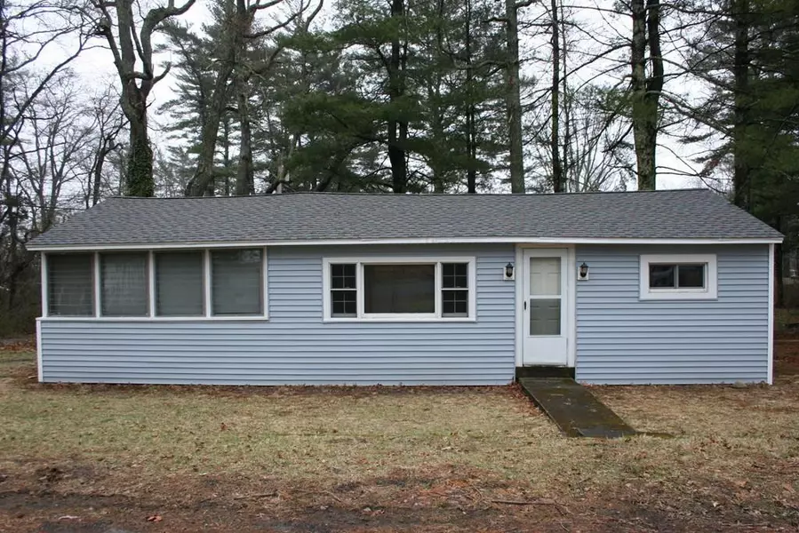 11 Helen Street, Lakeville, MA 02347